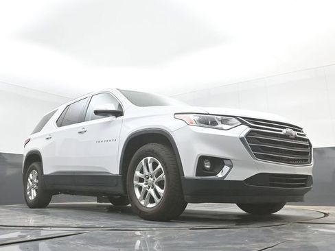 Used 2019 Chevrolet Traverse LT FWD image 27