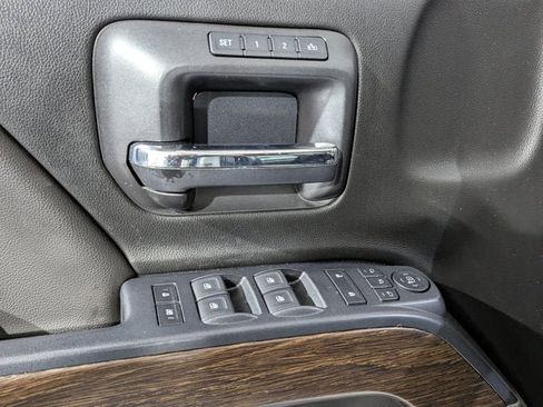 Used 2018 GMC Sierra 1500 Denali image 18