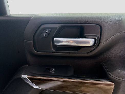 Used 2023 Chevrolet Silverado 2500 LT w/ Convenience Package image 31