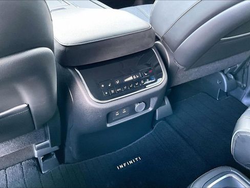 Certified 2025 INFINITI QX80 Sensory image 35