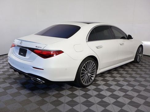 Used 2022 Mercedes-Benz S 580 4MATIC Sedan image 4