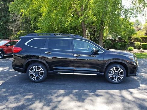 New 2026 Subaru Ascent Touring AWD/4WD image 2
