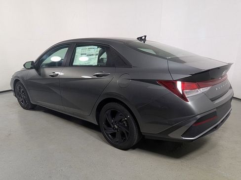 New 2026 Hyundai Elantra Sport w/ Cargo Package image 5