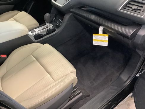 Certified 2023 Subaru Ascent Premium w/ Convenience Package AWD/4WD image 20