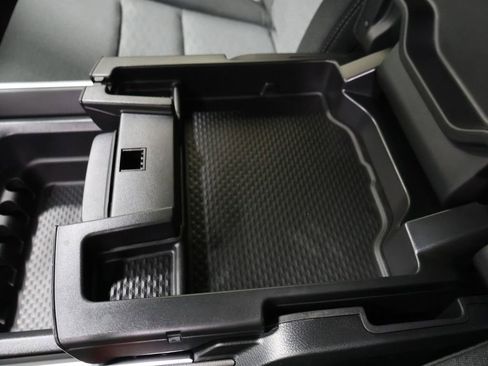 New 2026 RAM 1500 4x4 Crew Cab image 24