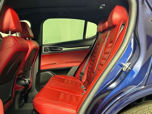 Used 2021 Alfa Romeo Stelvio Ti Sport image 17