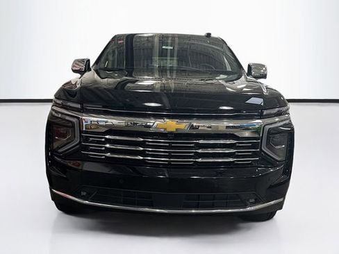 New 2025 Chevrolet Suburban Premier image 4