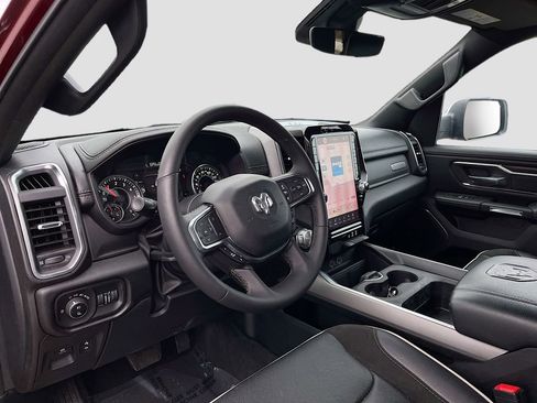 Used 2025 RAM 1500 Laramie image 9