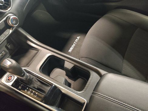 Used 2025 Nissan Sentra SV FWD image 26
