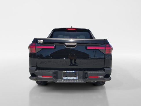 New 2026 Hyundai Santa Cruz SE FWD image 4