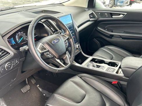 Used 2022 Ford Edge Titanium AWD/4WD image 13
