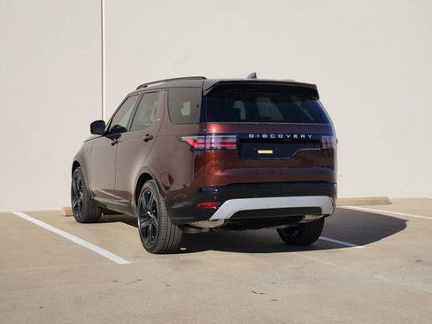 Used 2026 Land Rover Discovery Limited Edition AWD/4WD image 3