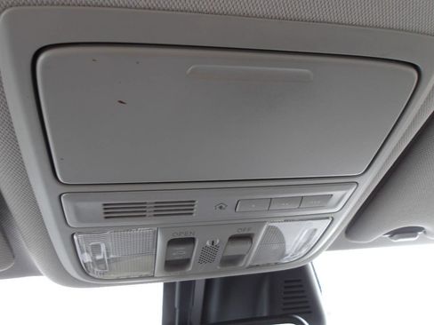 Used 2017 Honda Accord EX-L image 26