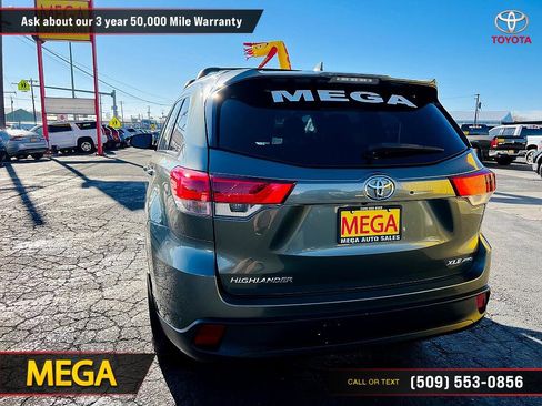 Used 2019 Toyota Highlander XLE image 15