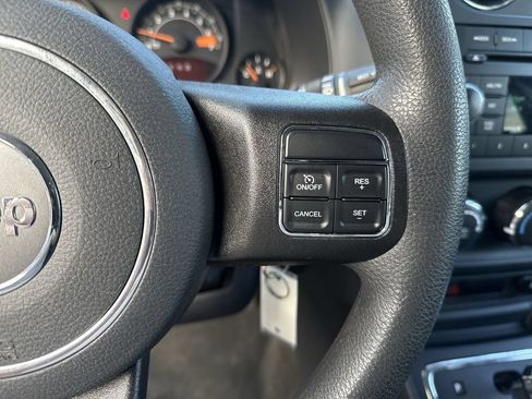 Used 2017 Jeep Compass Sport w/ Power Value Group AWD/4WD image 16