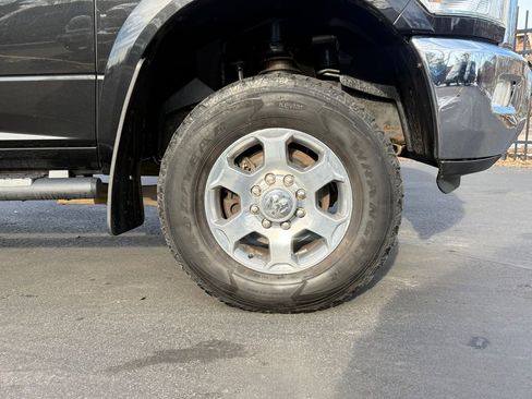 Used 2018 RAM 2500 Big Horn w/ Harvest Edition image 8