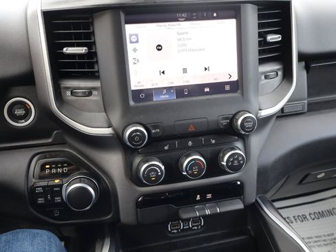 Used 2023 RAM 1500 Big Horn AWD/4WD image 18