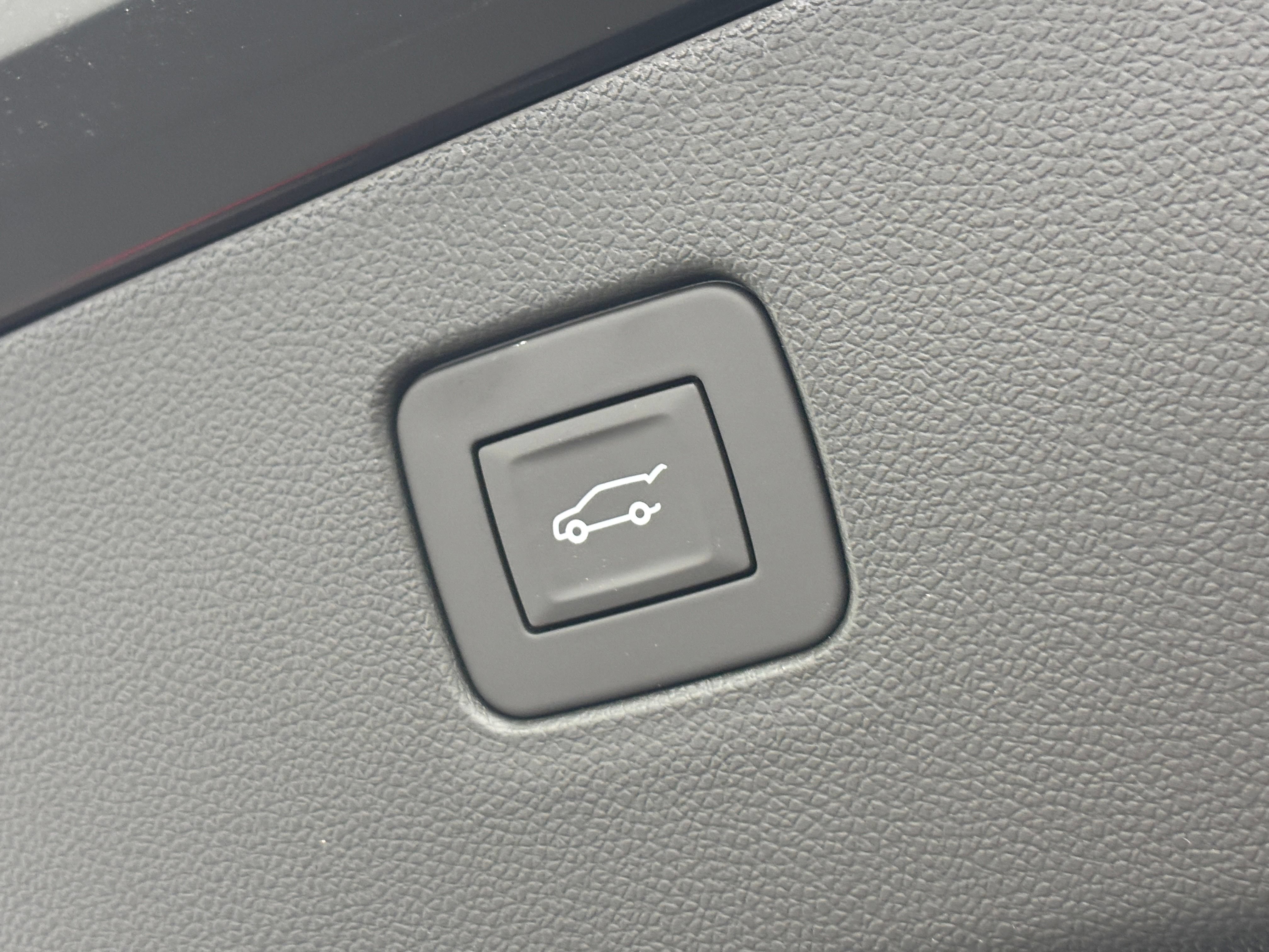 New 2026 Buick Envista Sport Touring w/ Convenience I Package FWD image 11