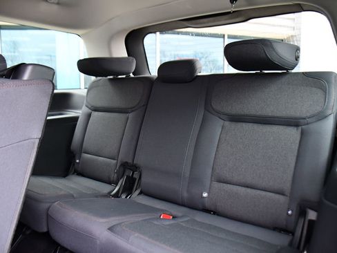 Used 2025 Ford Expedition Active AWD/4WD image 23