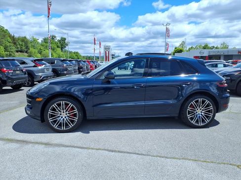 Used 2017 Porsche Macan Turbo AWD/4WD image 2
