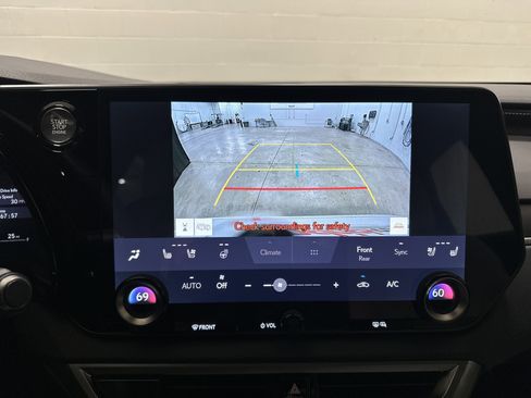 Used 2025 Lexus RX 350 Premium w/ Accessory Package AWD/4WD image 25