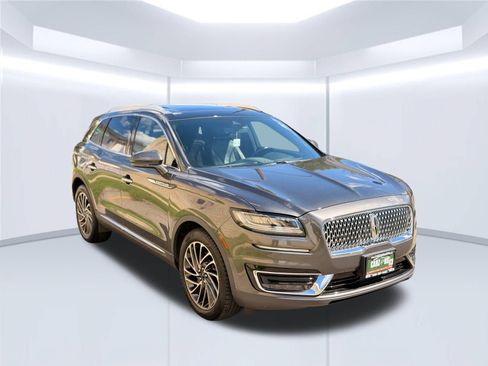 Used 2020 Lincoln Nautilus Reserve w/ Cargo Utility Package AWD/4WD image 3