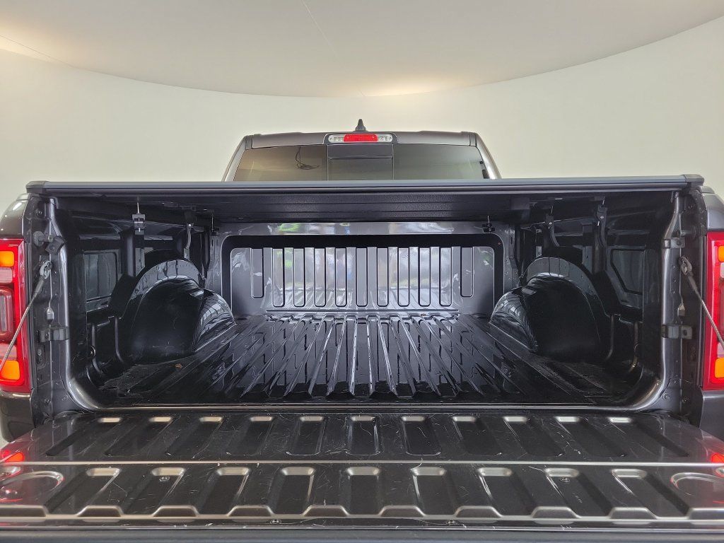Used 2022 RAM 1500 Laramie RWD image 21