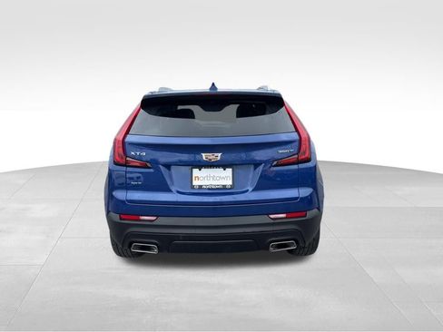 Used 2021 Cadillac XT4 Luxury w/ Cold Weather Package image 6