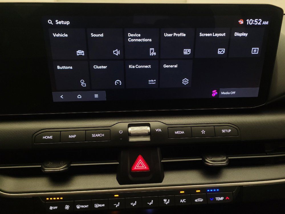 Used 2025 Kia K4 FWD image 25