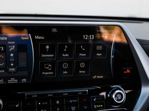 Used 2021 Toyota Highlander Platinum image 30