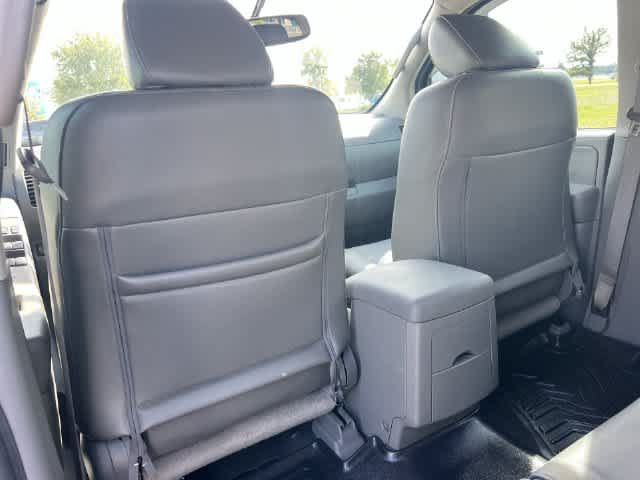 Used 2019 Nissan Frontier SL RWD image 13