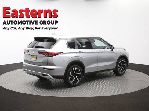 Used 2024 Mitsubishi Outlander SE AWD/4WD image 42