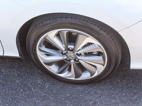 Used 2018 Honda Clarity Plug-In Hybrid image 12
