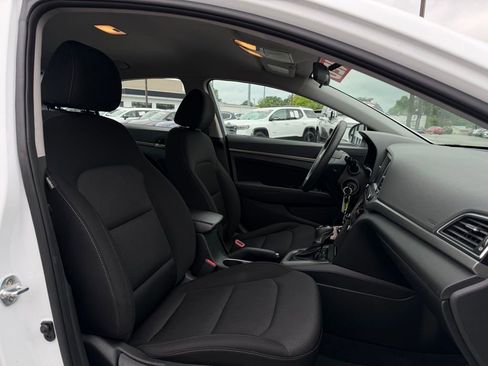 Used 2018 Hyundai Elantra SEL FWD image 28