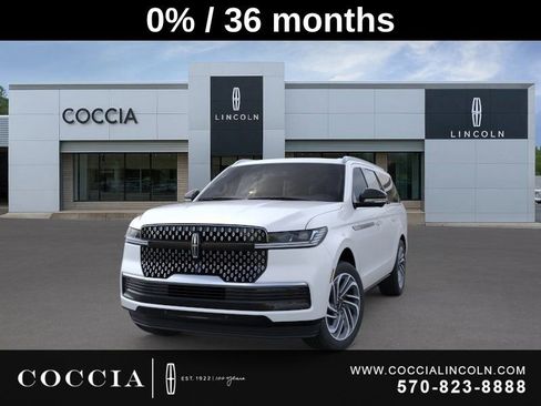 New 2025 Lincoln Navigator L Reserve AWD/4WD image 2