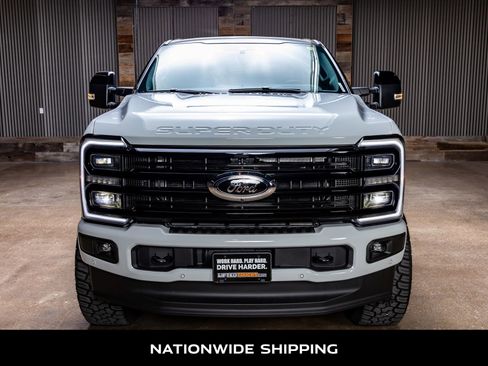 Used 2026 Ford F250 Platinum image 4