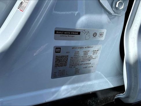 Used 2026 GMC Acadia Denali Ultimate AWD/4WD image 5