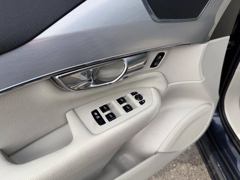 Used 2016 Volvo XC90 T5 Momentum image 49