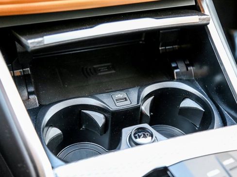 New 2026 BMW 330i xDrive Sedan w/ M Sport Package image 16