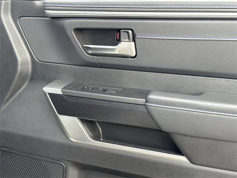 Used 2023 Toyota Tundra Platinum image 30