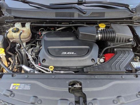 Used 2017 Chrysler Pacifica Limited w/ UConnect Theater Package image 25