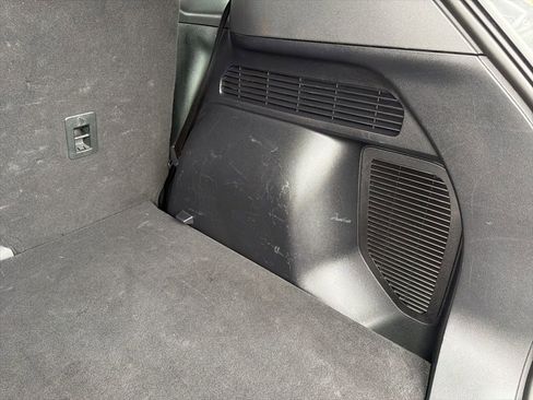 Used 2022 Ford Escape SEL image 40