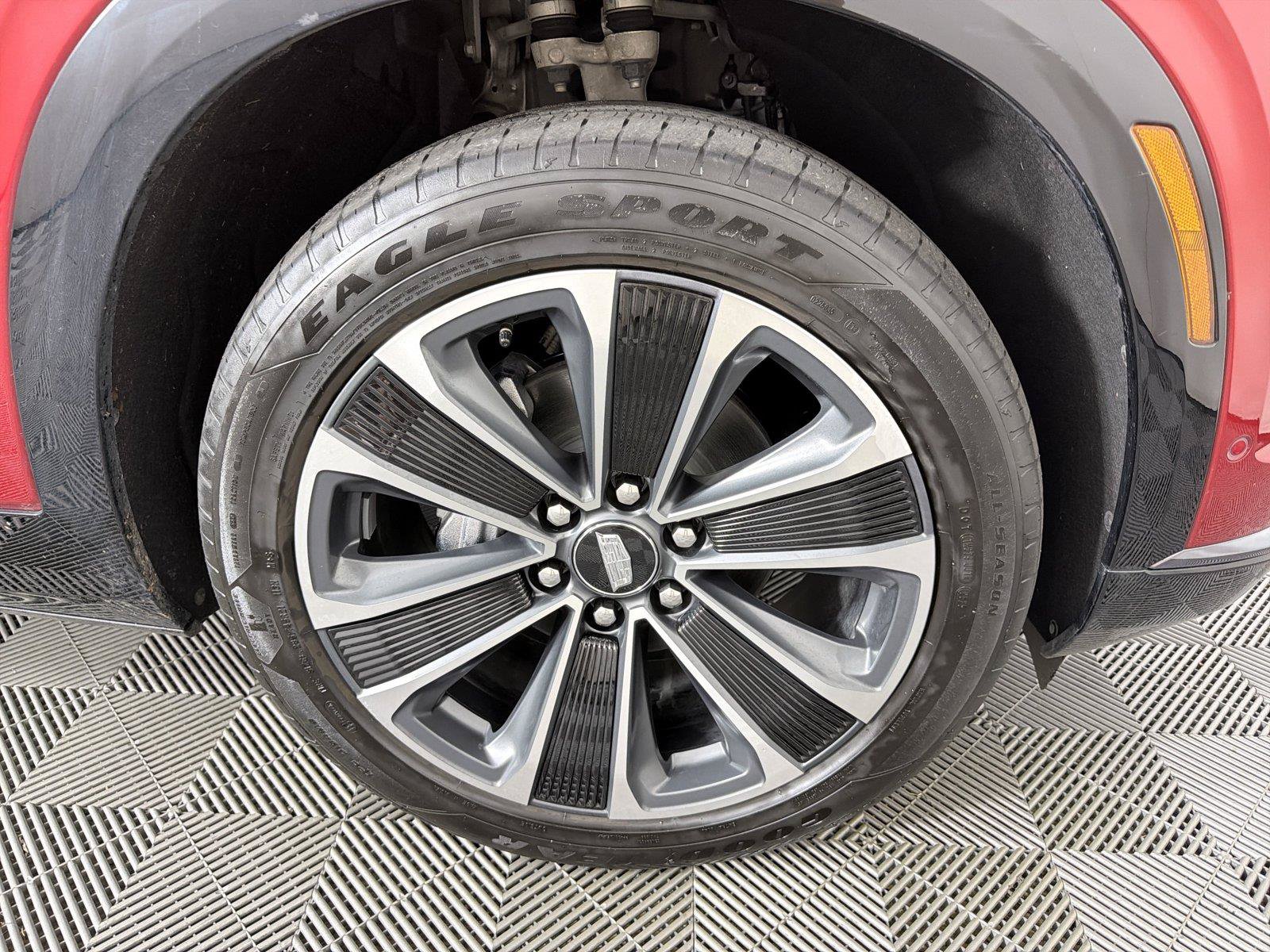 Certified 2026 Cadillac Vistiq Sport AWD/4WD image 10