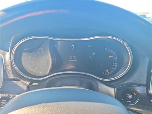 Used 2019 Jeep Grand Cherokee Altitude image 35