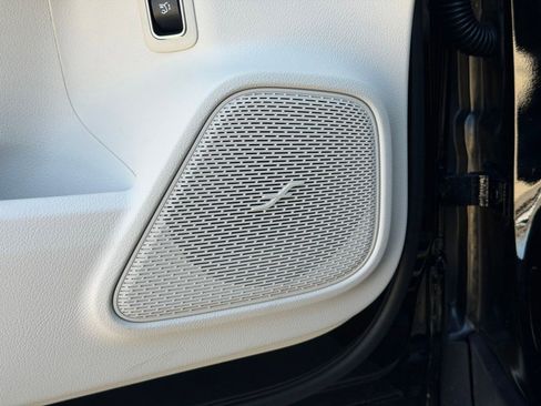 New 2026 Mercedes-Benz GLB 250 4MATIC image 23