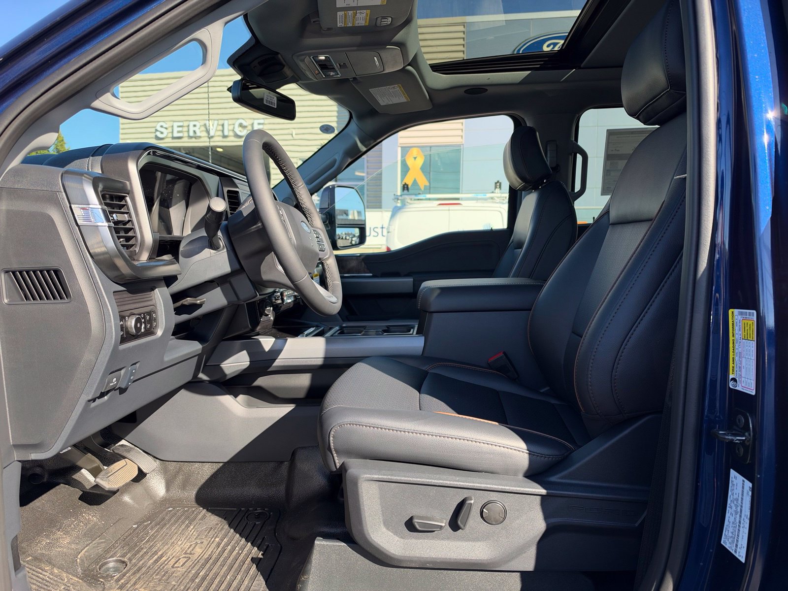New 2027 Ford F350 Lariat w/ Black Appearance Package AWD/4WD image 7