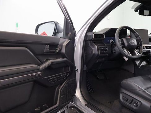 New 2026 Toyota 4Runner TRD Off-Road Premium AWD/4WD image 8