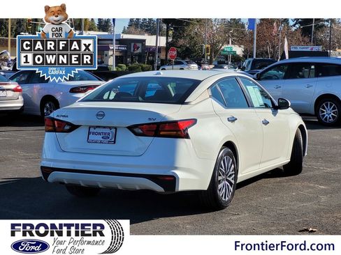 Used 2023 Nissan Altima 2.5 SV image 5