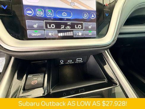 Used 2024 Subaru Outback Limited AWD/4WD image 12