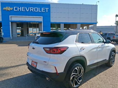 New 2026 Chevrolet TrailBlazer RS w/ Driver Confidence Package FWD image 4